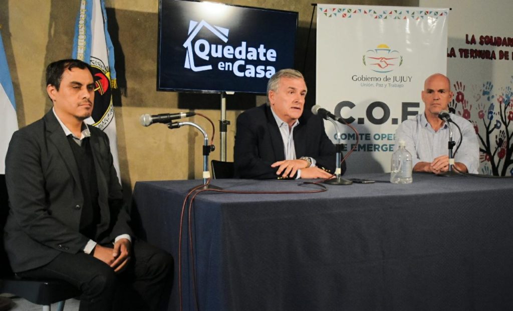 El mandatario jujeño indicó que tiene algunas críticas sobre la postura de Mauricio Macri