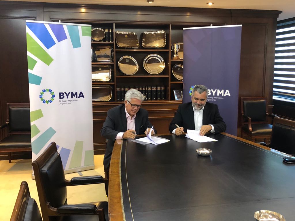 Ernesto Allaria firmó en 2018 el acuerdo con B3, representada por su director de Desarrollo de Mercados para América Latina, Roberto Belchior