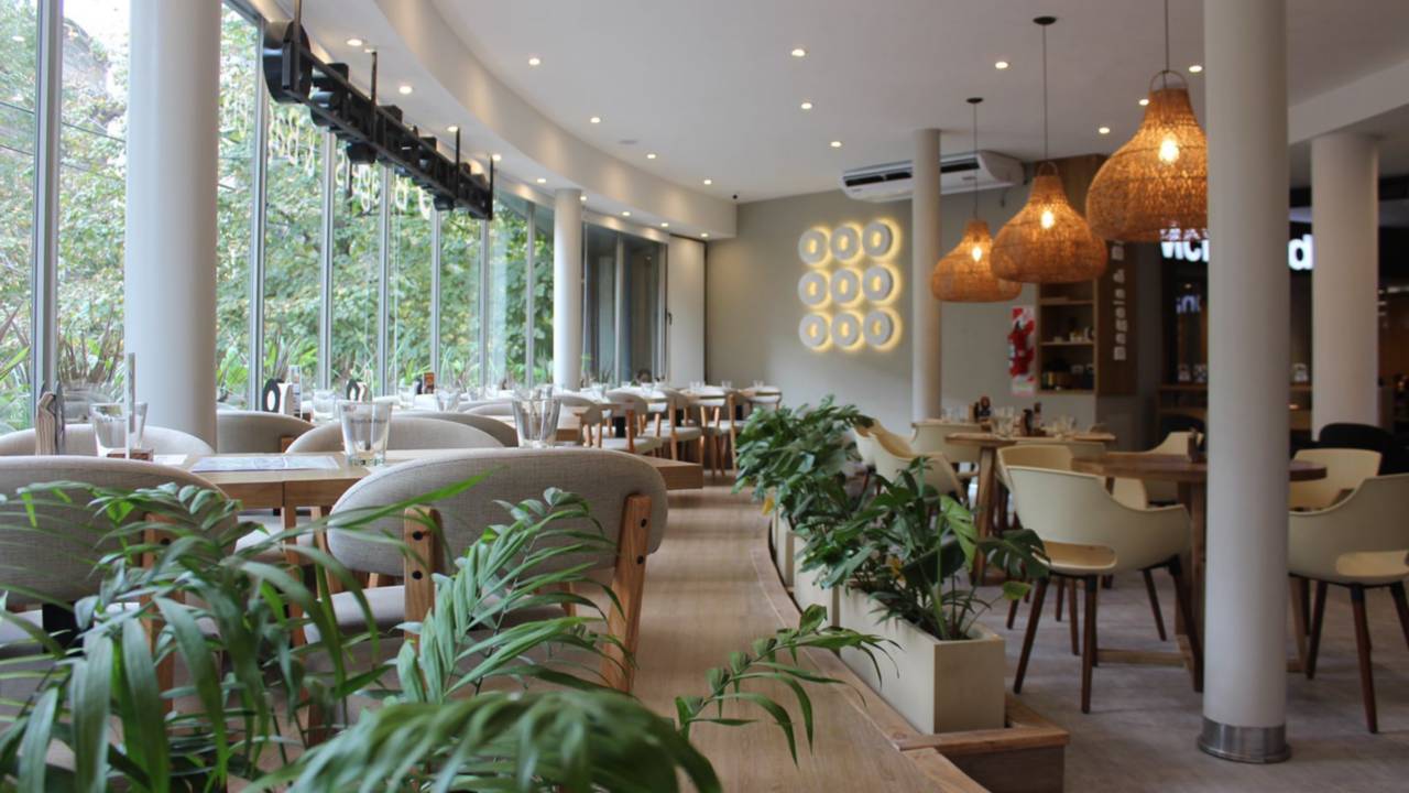 La marca se especializa en la creación de bagels junto con una amplia variedad de productos como cre