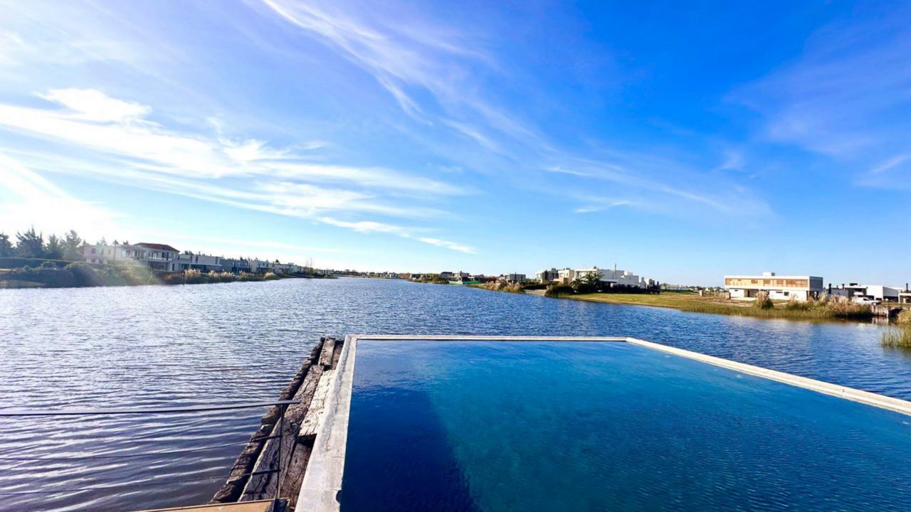 El Naudir en Escobar subasta lotes con lagunas navegables y acceso al río Luján