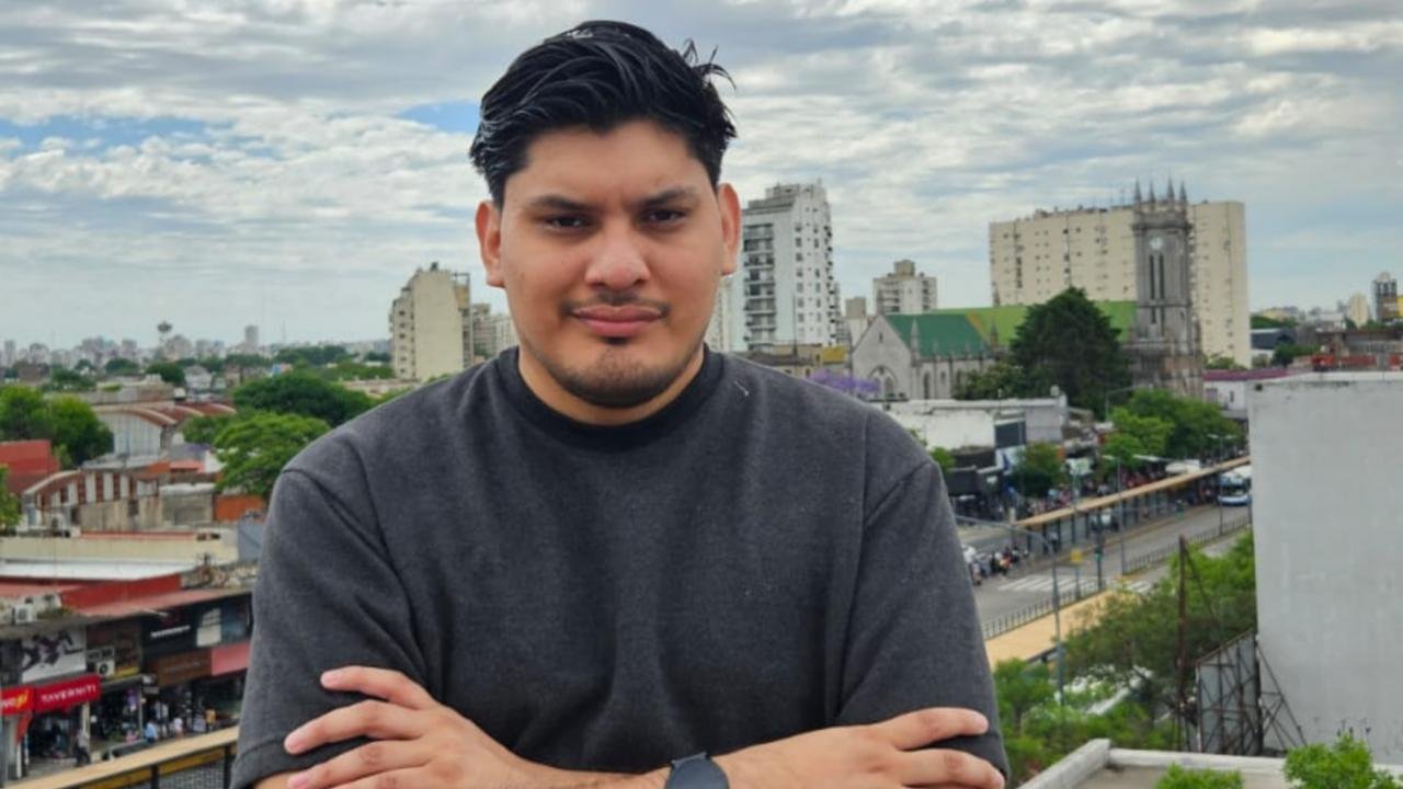 'La IA debe liberar tiempo, no reemplazar personas', sostiene el fundador Gonzalo Arrayarán