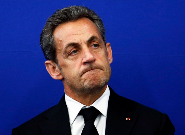 El expresidente francés Nicolas Sarkozy fue condenado este lunes a tres años de cárcel