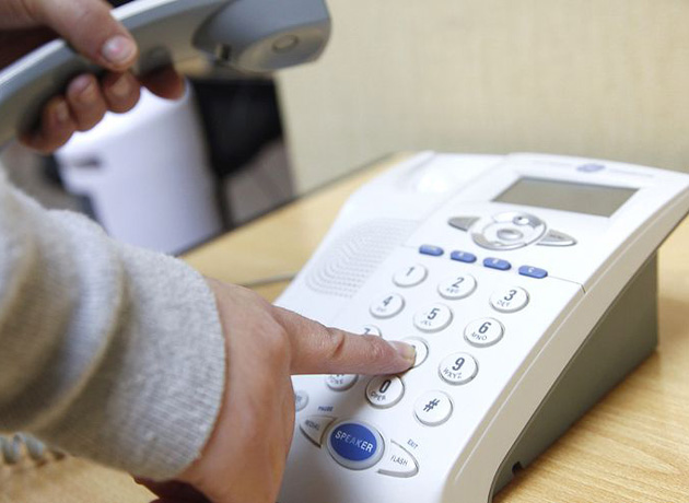Podés comunicarte las 24 horas a las líneas con información sobre COVID-19 y consultar sobre hisopados