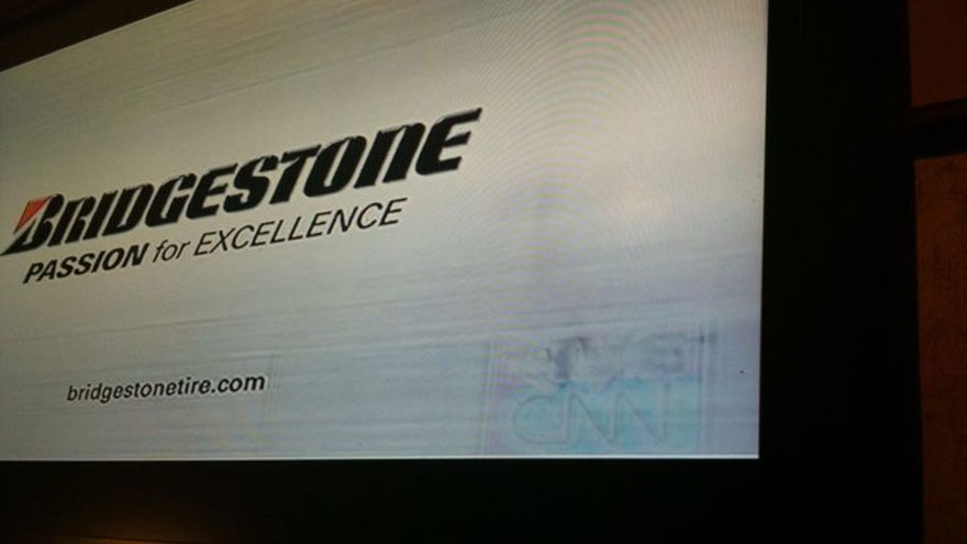 En este TV se dejó mucho tiempo el canal CNN. Y el logo estático se grabó a