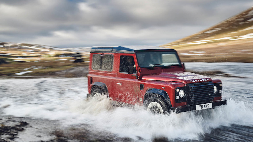 Defender, de las marcas de autos del grupo Jaguar, con Volvo y Land Rover.