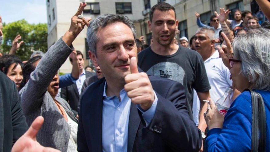 Andrés Larroque, líder de La Cámpora, reclamó que el peronismo y el Gobierno 