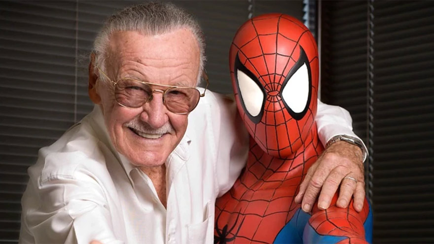 Stan Lee junto al Hombre Araña, una de sus más famosas creaciones