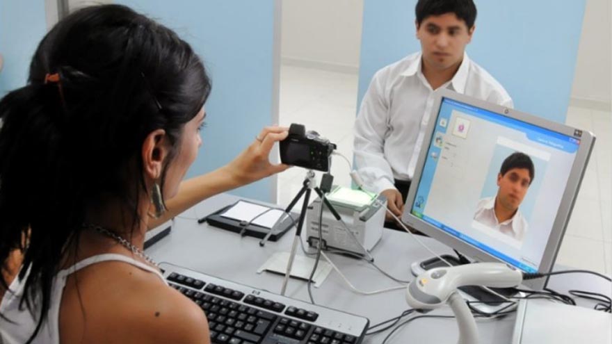 El último número del DNI será clave para conocer la fecha de cobro del IFE