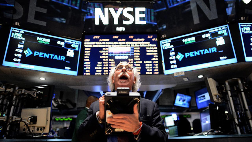 Fondos de inversión alertan que Wall Street podría sufrir una caída abrupta