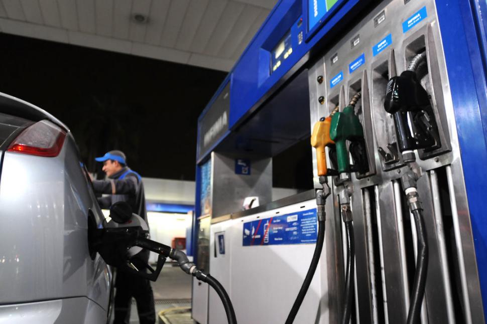 Naftas: la Ciudad de Buenos Aires sufrió la caída más abrupta en ventas.