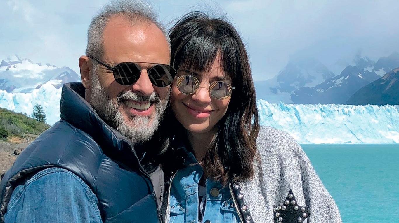 Jorge Rial vive en la casa incendiada junto a Romina Pereiro