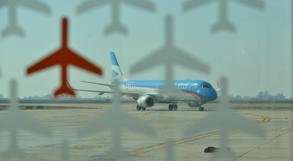 Los 26 aviones de la flota serán pintados con los colores de Aerolíneas Argentinas.