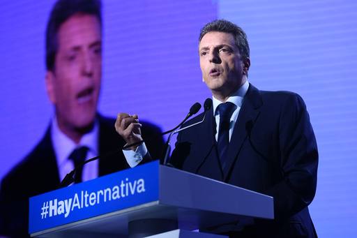 Massa avanza en la formación de un frente opositor: falta el café con Alberto Fernández