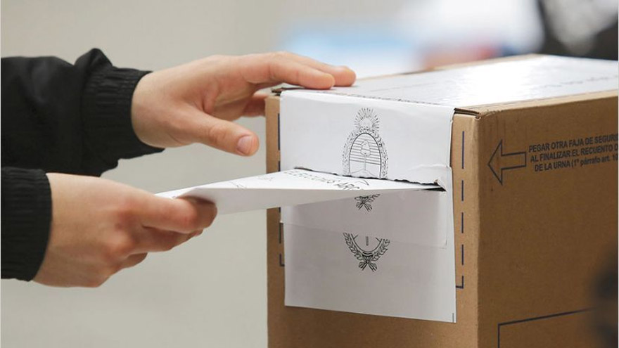 Todos los datos necesarios para votar ahora se pueden conseguir por WhatsApp.