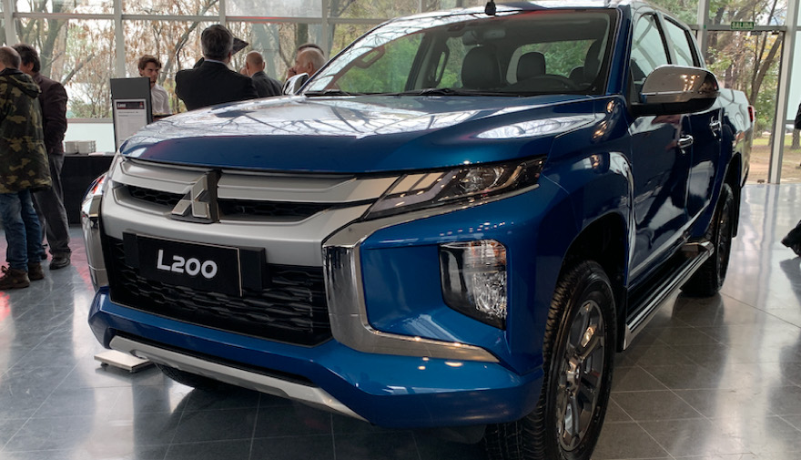 Mitsubishi L200, entre las camionetas medianas.
