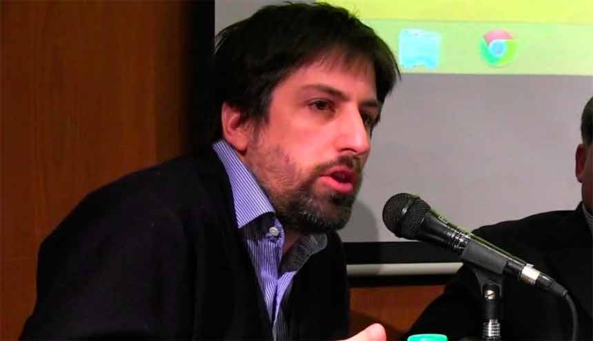 Nicolás Trotta insistió que finalizado mayo, debe continuar el modelo de clases no presenciales