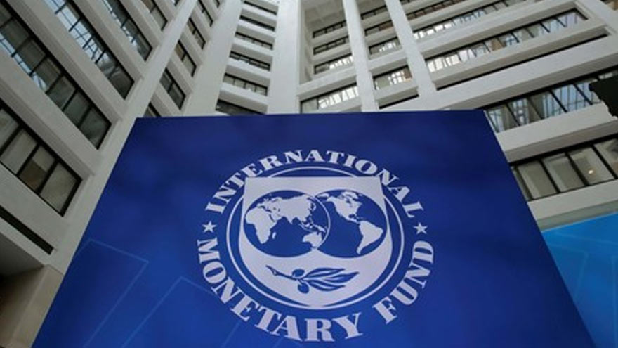 Para el Financial Times, "el fiasco argentino debería hacer reflexionar al FMI"