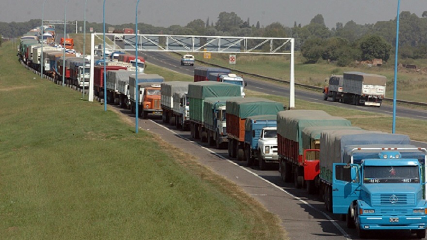 Trabajadores de la industria de transporte de carga internacional pidieron prioridad en la vacunación