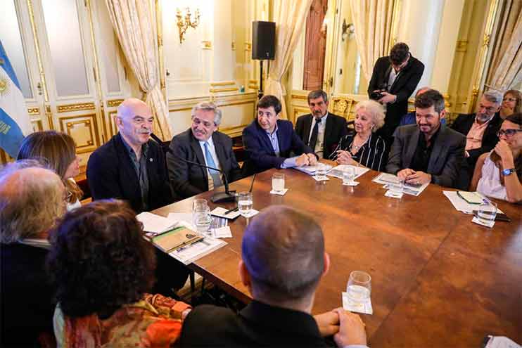 Al inicio de su mandato, Alberto Fernández convocó al consejo para diseñar planes de emergencia contra el hambre