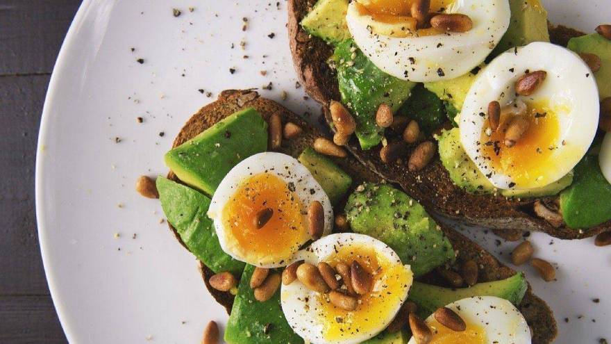 La vitamina B se encuentra en muchos alimentos