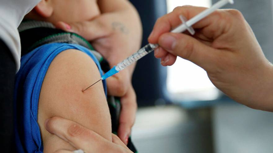 La vacuna antigripal se aplica a diversos grupos de riesgo