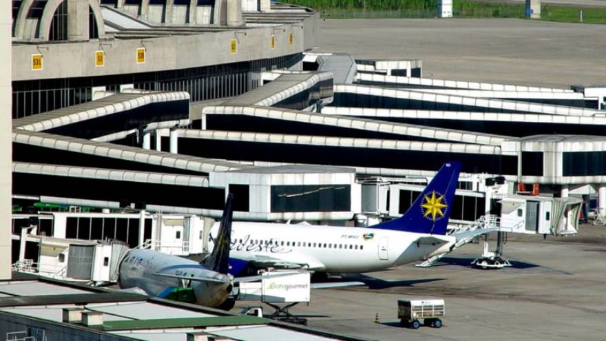 Los aeropuertos están abiertos en Brasil