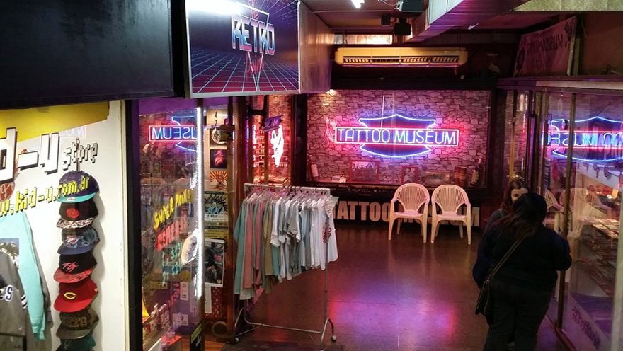 Durante la cuarentena, la falta de clientes impactó de lleno en las galerías del centro porteño.