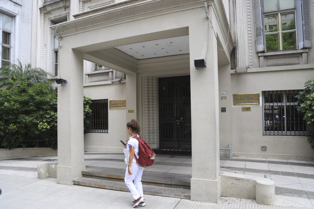 ¿Hospital o clínica privada?: dónde está internado Luis D'Elía