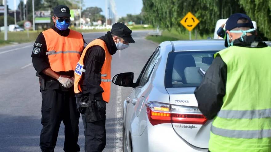Por ahora, volverían los controles a la circulación pero solo de 23 a 6