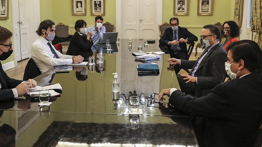 El gabinete económico analizó la continuidad de los programas ATP e IFE.