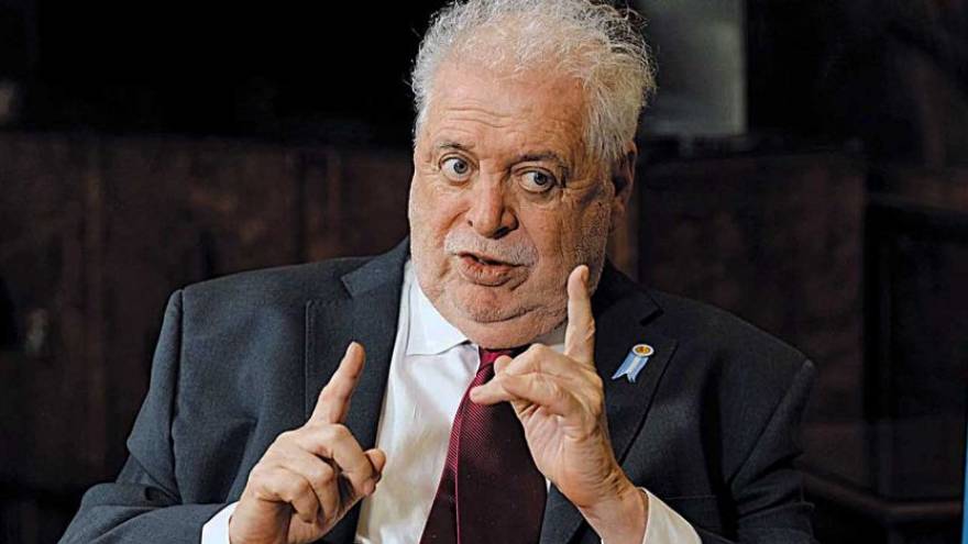 El escándalo del vacunatorio VIP terminó con la renuncia del entonces ministro de Salud
