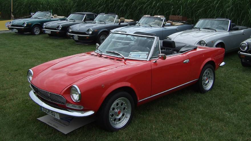 El Fiat Spider diseñado por Pininfarina