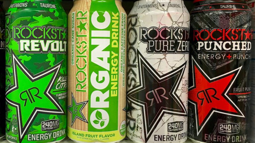 Los llamativos diseños de las bebidas Rockstar de Pepsi.