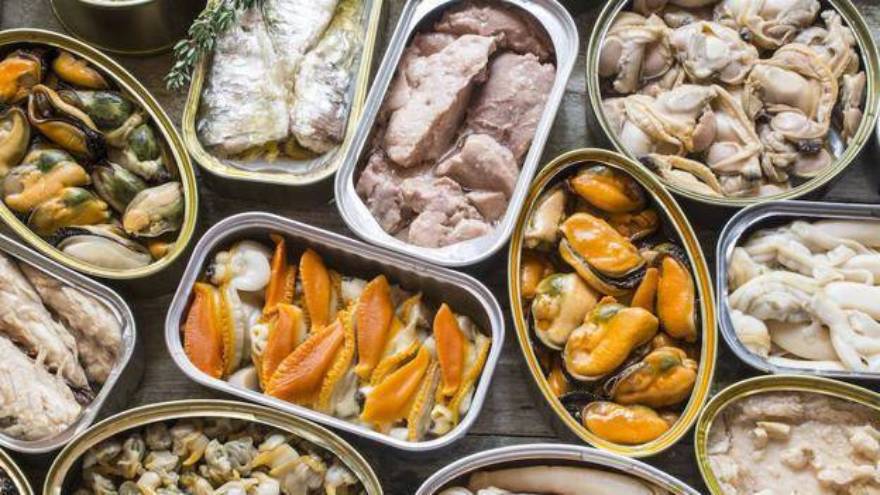 Las conservas de mariscos y pescados son muy frecuentes