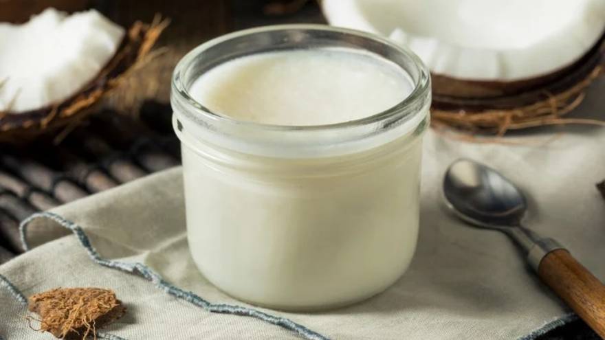 ANMAT prohibió una marca de aceite de coco porque no tenía la información del producto