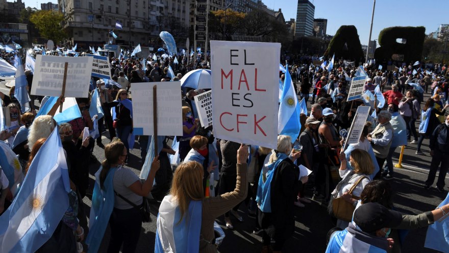 Se viene otro banderazo opositor.
