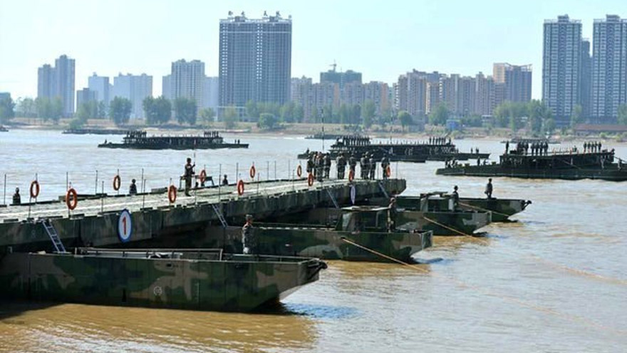 China: rapidez y coordinación para el avance de tropas.
