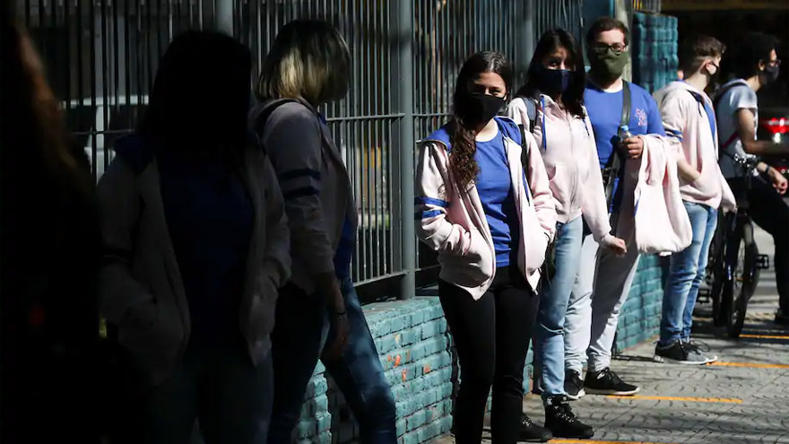 Argentina, entre los países con más contagios en el mundo.