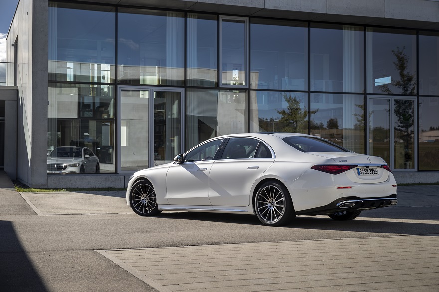 Mercedes Benz Clase S, con su gran baúl.