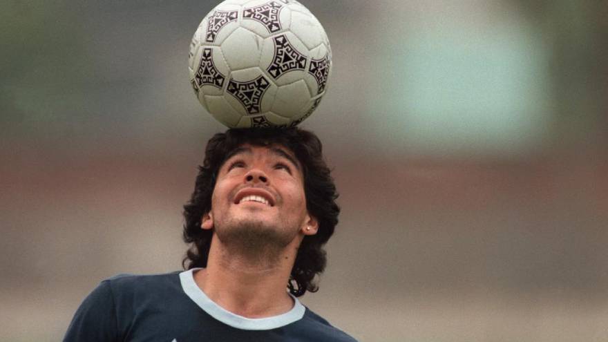 Diego Maradona, ídolo inmortal del fútbol