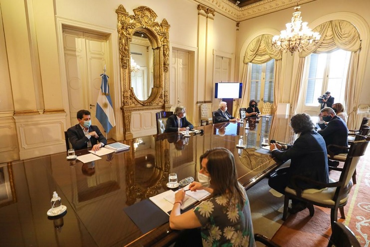 El presidente Alberto Fernández puso en marcha el Comité de Vacunación