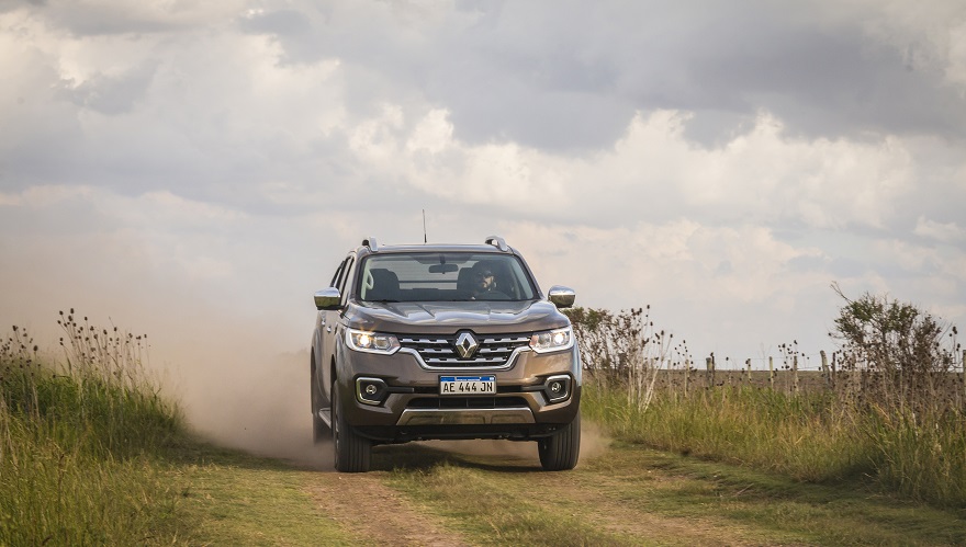 Renault Alaskan, con dos opciones de tracción.