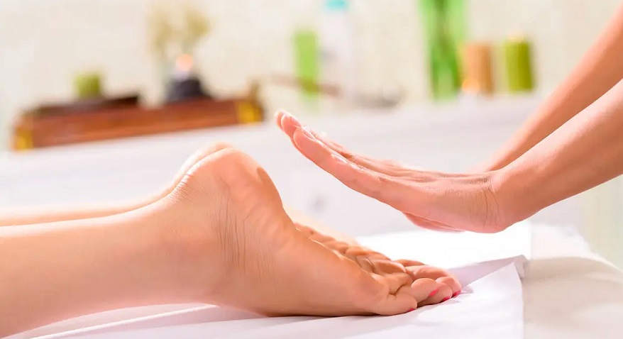 Los pies, uno de los lugares energéticos para ejercer el Reiki.