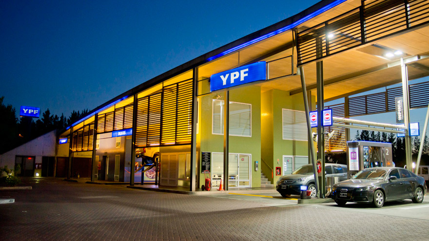 Con esta transacción YPF aspira a solucionar una situación financiera sumamente compleja
