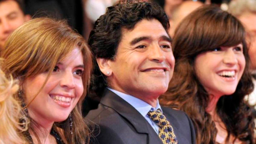 Dalma y Gianinna Maradona, que exigieron que se amplíe el marco de la investigación para saber si había alguna razón por la cual Diego
