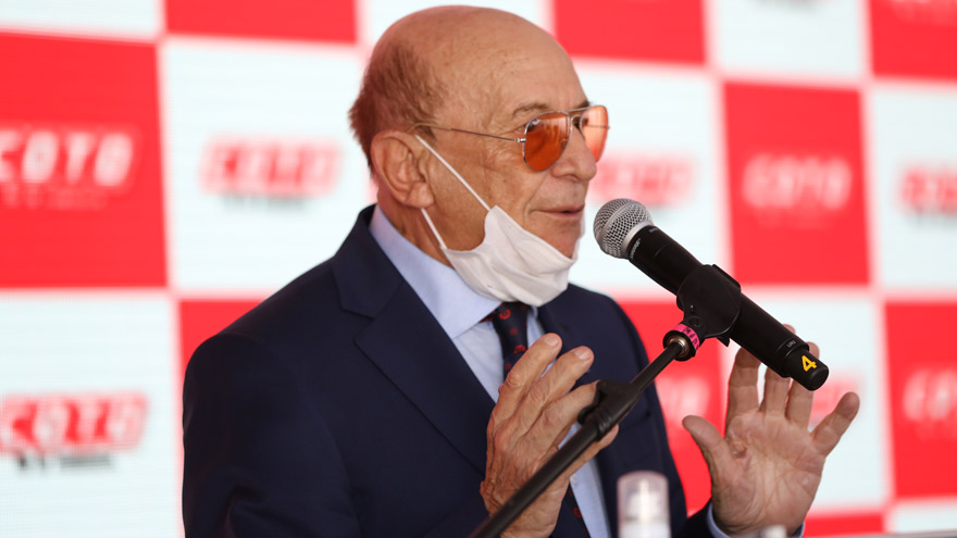 Alfredo Coto habló en la inauguración.