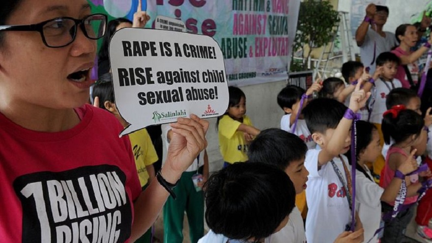 Durante décadas, distintas organizaciones han hecho campaña para que se proteja más a los niños en Filipinas
