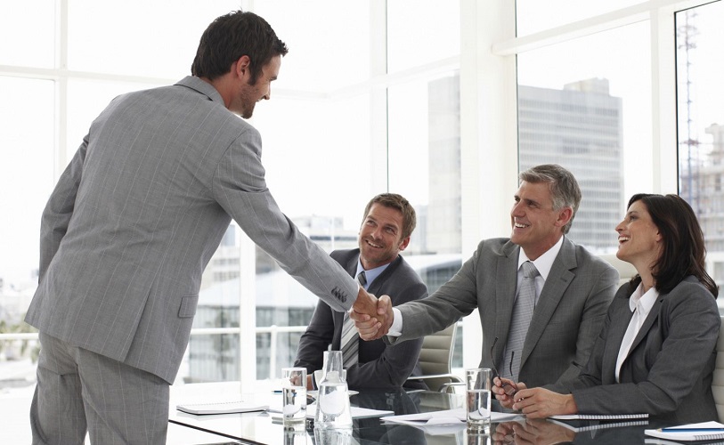 Qué pueden hacer las empresas para mejorar su entorno corporativo