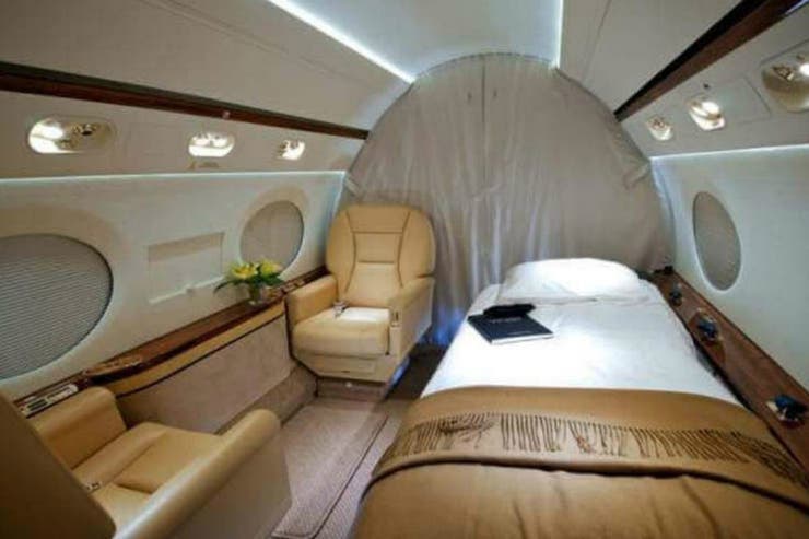 El gobierno alquiló el avión de Lionel Messi para el viaje a México
