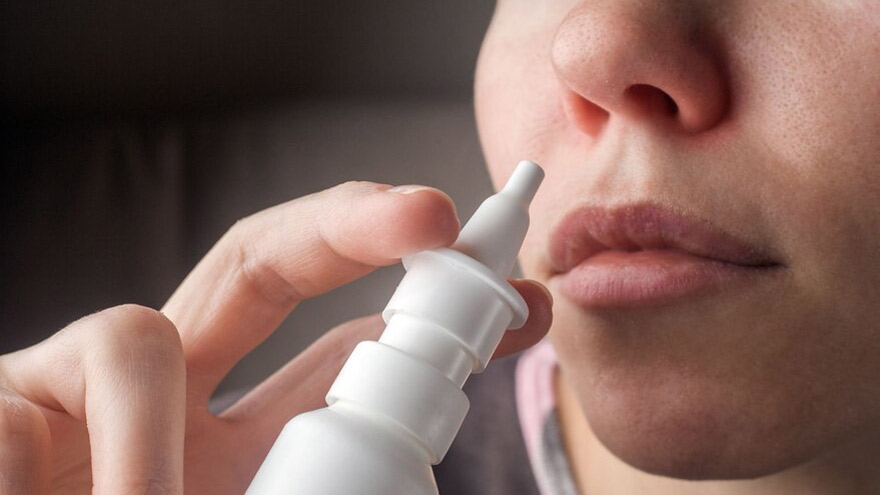Esta medicación se administraría con un spray nasal